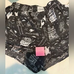 In My Sundays Black Halloween Print Women's Shorts Large